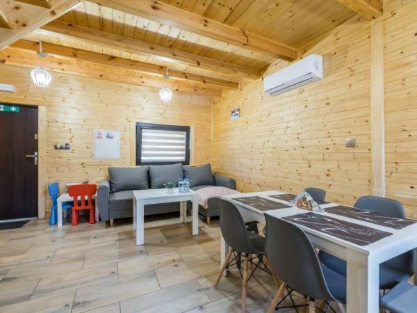 Domki Caloroczne Danielowa Ostoja-Zator,Palczowice Exteriör bild